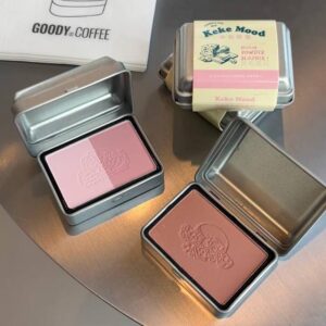 رژگونه فلزی Keke Mood مدل Peninsula IRON Box با بافت پودری نرم و جلوه طبیعی